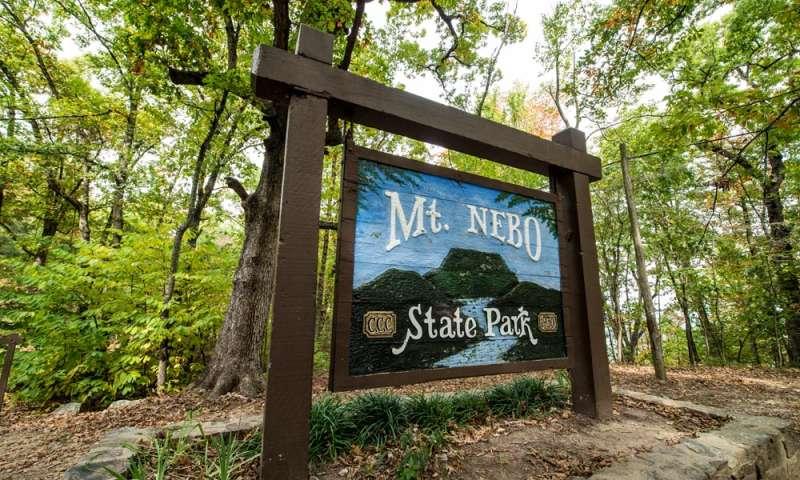 Mount_Nebo_Signs_102016_KSJ_7902