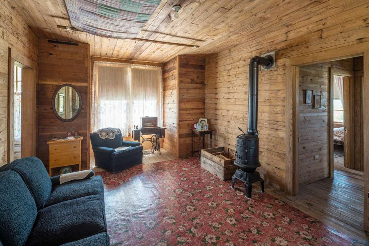 Living Room at Johnny Cash Boyhood Home