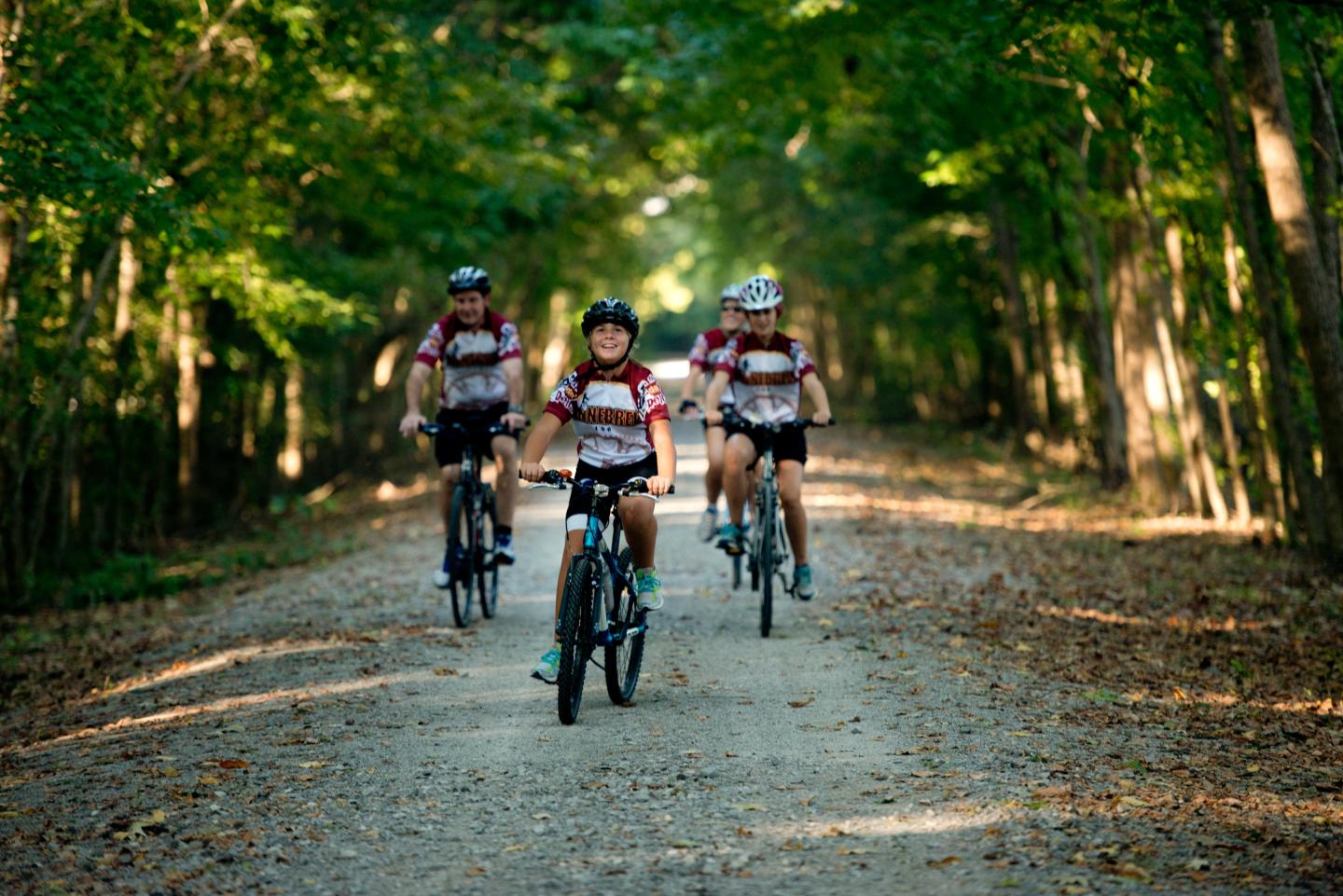 Enjoy wildlife viewing and bird watching opportunities along the Delta Heritage Trail