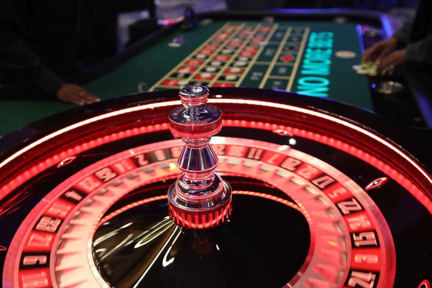 Roulette table at Saracen Casino Resort