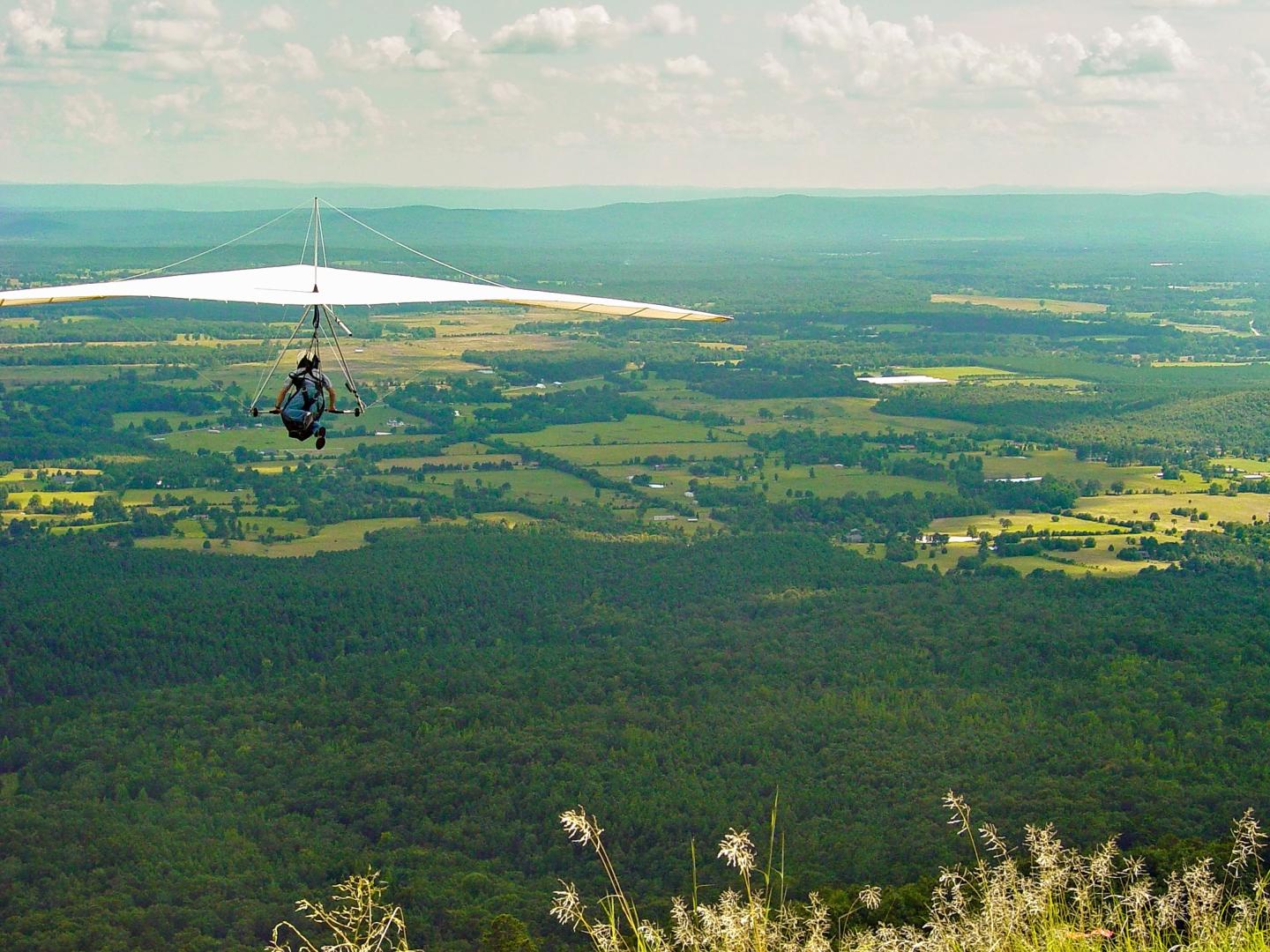 Mount Nebo State Park is a launch site for certified hang gliders